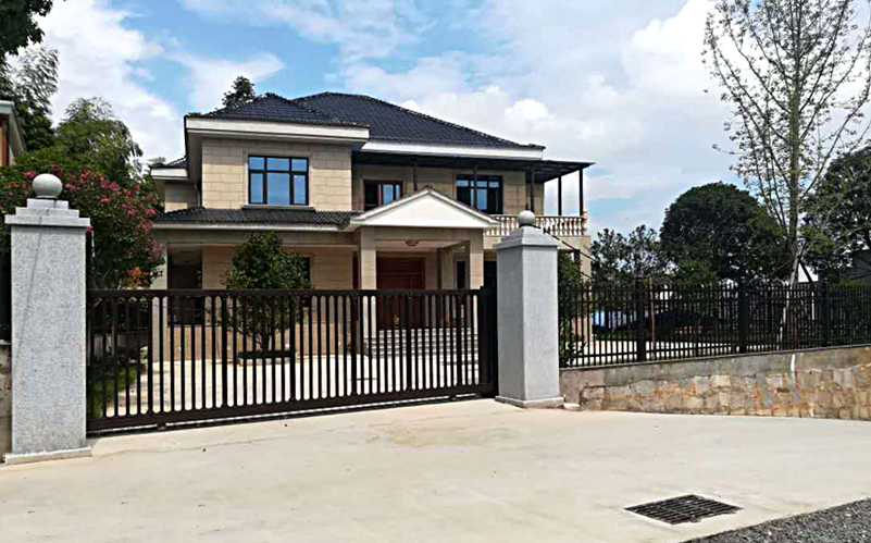 長沙開慧鎮鄉村別墅-鋅鋼伸縮門7米